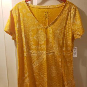 NWT New York & Company Yellow Paisley design short sleeve shirt size medium
